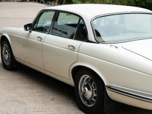 Immagine 44/50 di Daimler Sovereign 4.2 (1978)