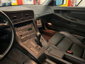 Image 10/18 of BMW 850i (1990)