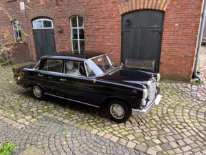 Image 13/24 of Mercedes-Benz 190 Dc (1961)