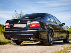 Immagine 39/50 di BMW M5 (1999)