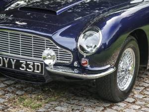 Imagen 10/39 de Aston Martin DB 6 Vantage (1966)