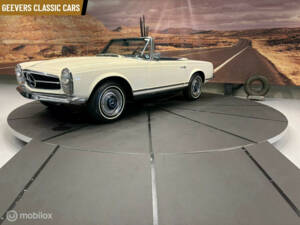 Immagine 4/50 di Mercedes-Benz 230 SL (1965)