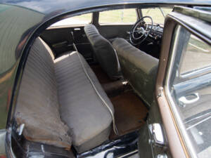 Image 17/30 of Mercedes-Benz 180 (1955)