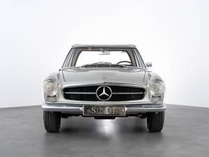 Image 2/14 de Mercedes-Benz 230 SL (1965)