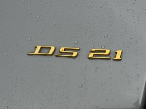 Image 11/18 of Citroën DS 21 Pallas (1966)