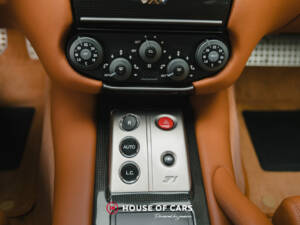 Image 44/50 of Ferrari 599 GTB Fiorano (2006)