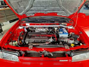 Image 3/8 of Mazda 323 Turbo 4WD (1990)