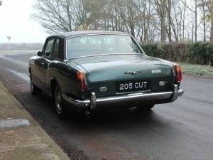 Imagen 4/19 de Rolls-Royce Corniche (1974)