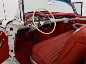 Image 47/50 of Oldsmobile Super 88 Convertible (1957)