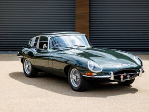 Bild 26/50 von Jaguar E-Type 4.2 (1965)