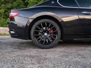 Afbeelding 9/12 van Maserati GranTurismo S (2011)