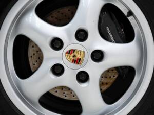 Immagine 11/15 di Porsche 911 Carrera (1995)