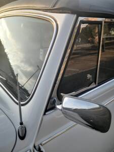 Bild 68/160 von Volkswagen Käfer 1300 (1971)