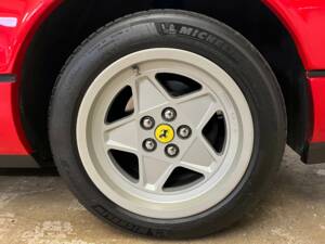 Image 16/22 of Ferrari 328 GTB (1986)