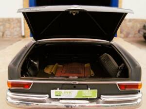 Image 8/9 of Mercedes-Benz 220 SE b (1962)