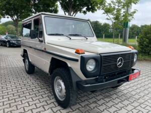 Afbeelding 5/19 van Mercedes-Benz 230 G (SWB) (1988)