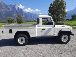 Bild 4/26 von Land Rover Defender 110 (1991)