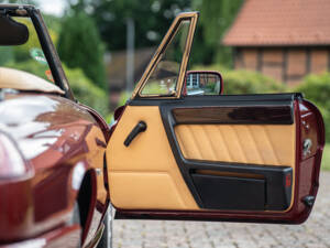 Image 42/42 of Alfa Romeo 2.0 Spider (1990)
