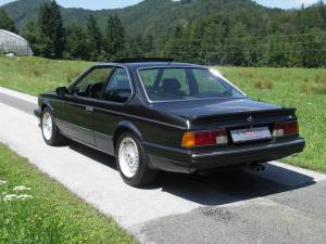 Image 3/37 of BMW M 635 CSi (1988)