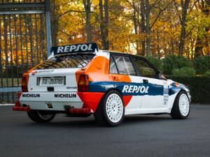 Image 5/10 of Lancia Delta HF Integrale (1991)