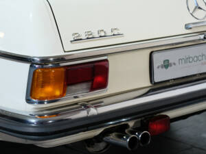 Afbeelding 17/20 van Mercedes-Benz 280 C (1973)