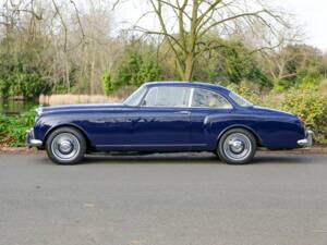 Image 5/50 of Bentley S 3 Continental (1962)