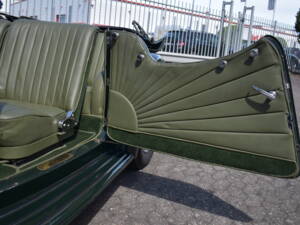 Image 12/42 of Jaguar SS 1 (1935)