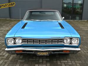 Image 4/50 of Plymouth Road Runner Hardtop Coupe (1968)