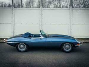 Image 6/55 of Jaguar E-Type 3.8 Flat Floor (1961)