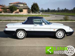 Imagen 3/10 de Alfa Romeo 2.0 Spider (1991)