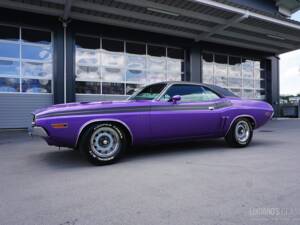 Image 4/59 de Dodge Challenger R&#x2F;T (1971)