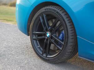 Image 26/50 de BMW M235i (2019)