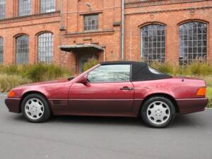 Imagen 7/24 de Mercedes-Benz 500 SL (1991)