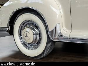 Bild 15/15 von Mercedes-Benz 300 Sc Cabriolet A (1957)