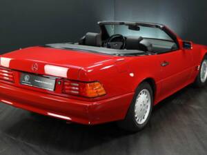 Imagen 2/30 de Mercedes-Benz 300 SL-24 (1991)