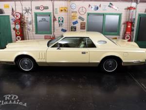 Bild 32/49 von Lincoln Continental Mark V (1979)