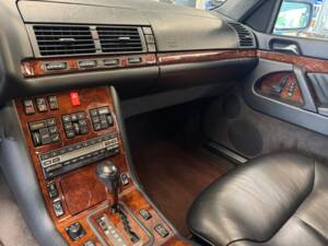 Bild 23/56 von Mercedes-Benz 600 SEL (1991)