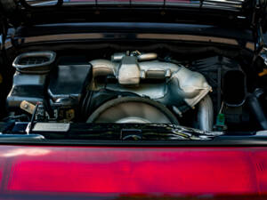 Image 11/47 of Porsche 911 Carrera (1997)