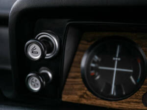 Image 16/50 de BMW 1602 (1975)