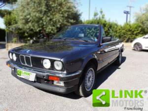 Bild 3/10 von BMW 320i (1988)