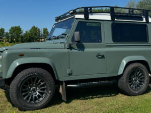Image 4/62 de Land Rover Defender 90 (2003)