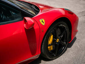 Image 39/50 of Ferrari 458 Italia (2012)