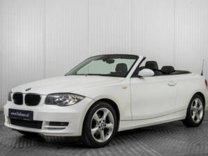 Image 1/50 de BMW 118i (2008)