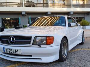 Image 3/65 of Mercedes-Benz 380 SEC (1985)