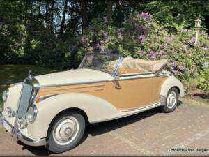 Image 7/38 of Mercedes-Benz 220 Cabriolet A (1954)