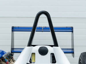 Image 15/64 of Dallara F392 Formula 3 (1992)