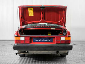 Image 41/50 of Volvo 240 (1987)