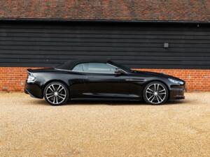 Image 37/50 de Aston Martin DBS Volante (2012)