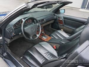 Bild 18/49 von Mercedes-Benz 500 SL (1992)