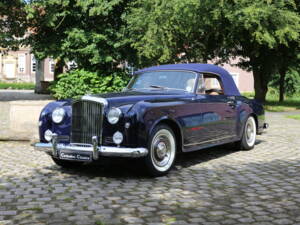 Image 15/47 of Bentley S1 DHC Park Ward (1956)